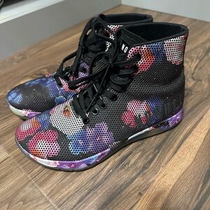 EUC - NOBULL high top trainers